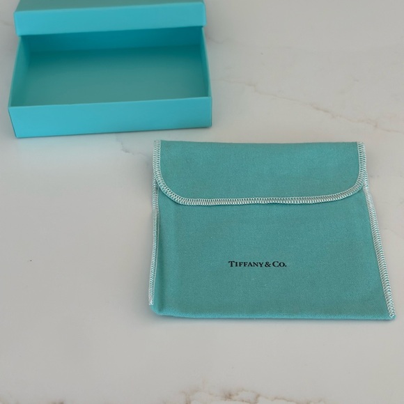 Tiffany & Co. flannel dust bag with box - Picture 2 of 5
